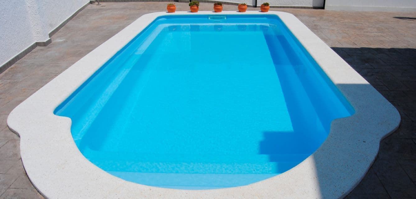 PISCINA DUBLÍN - Imagen 1