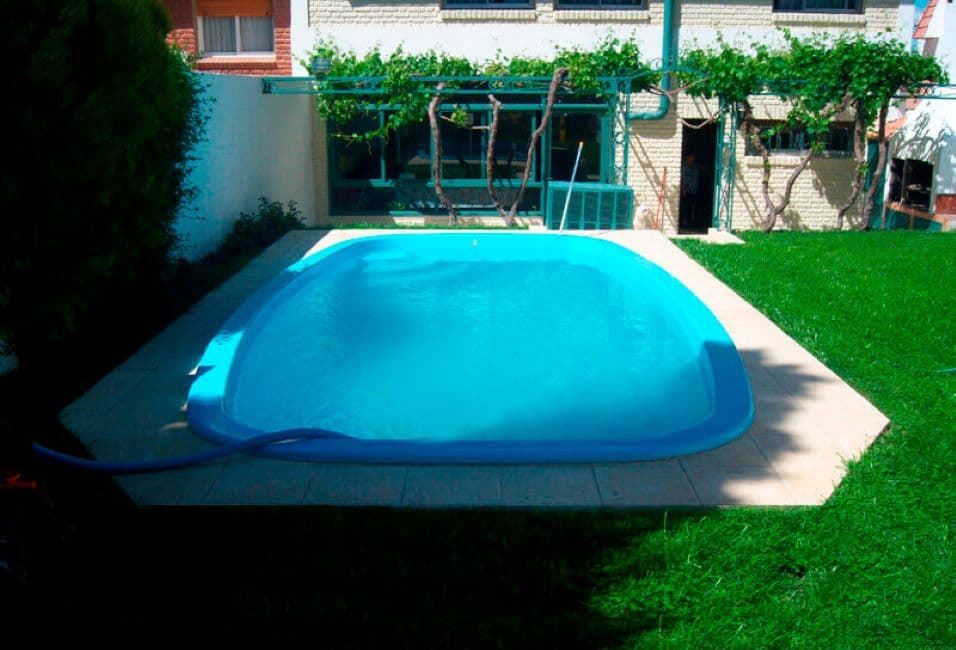 PISCINA SAVONA - Imagen 2