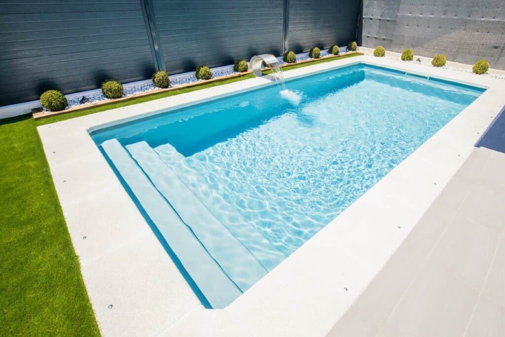 PISCINA VOLGA 6.5 - Imagen 1