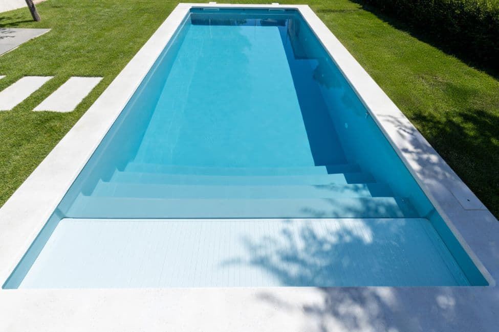 PISCINA VOLGA 8.5 (Con cajón) - Imagen 1